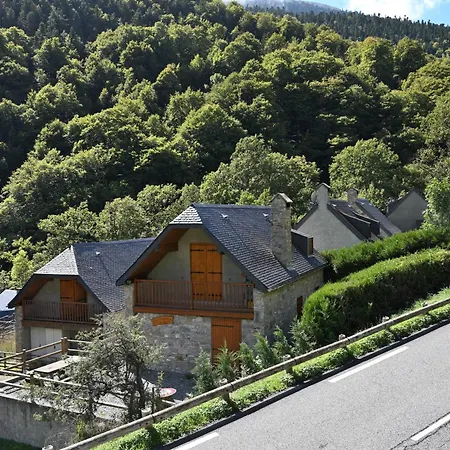 Holiday home Vacances Dans Une Bergerie Aragnouet